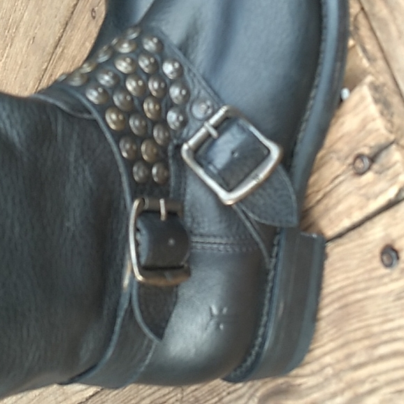 Womens Frye Jenna Studded Tall Distressed Moto Boot Black 6 - Picture 4 of 8